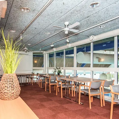 4 Person In Feriehus Hejls